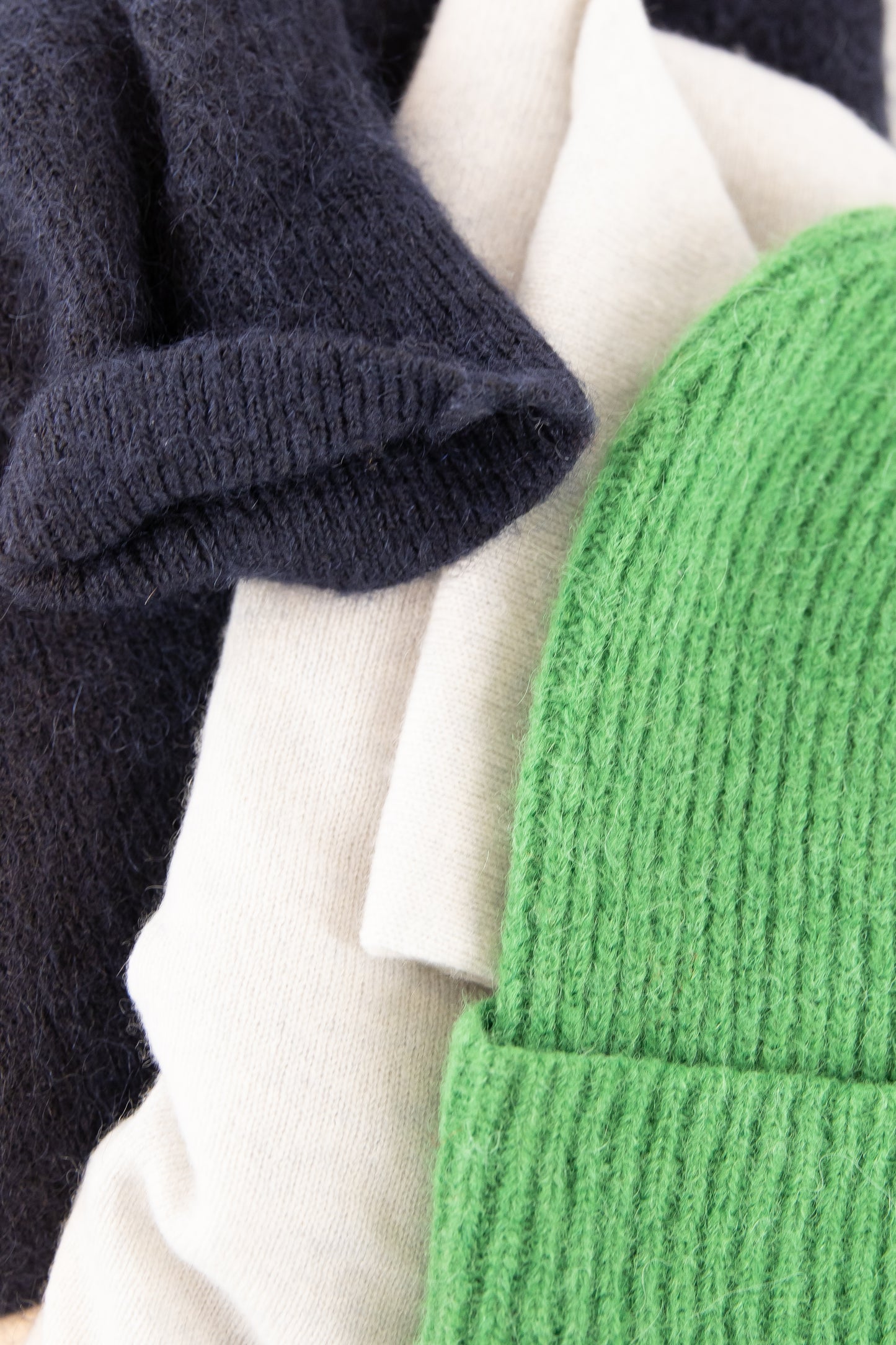 DETERGENT FOR WOOL, CASHMERE AND SILK - WOOL & SILK SHAMPOO + CONDITIONER