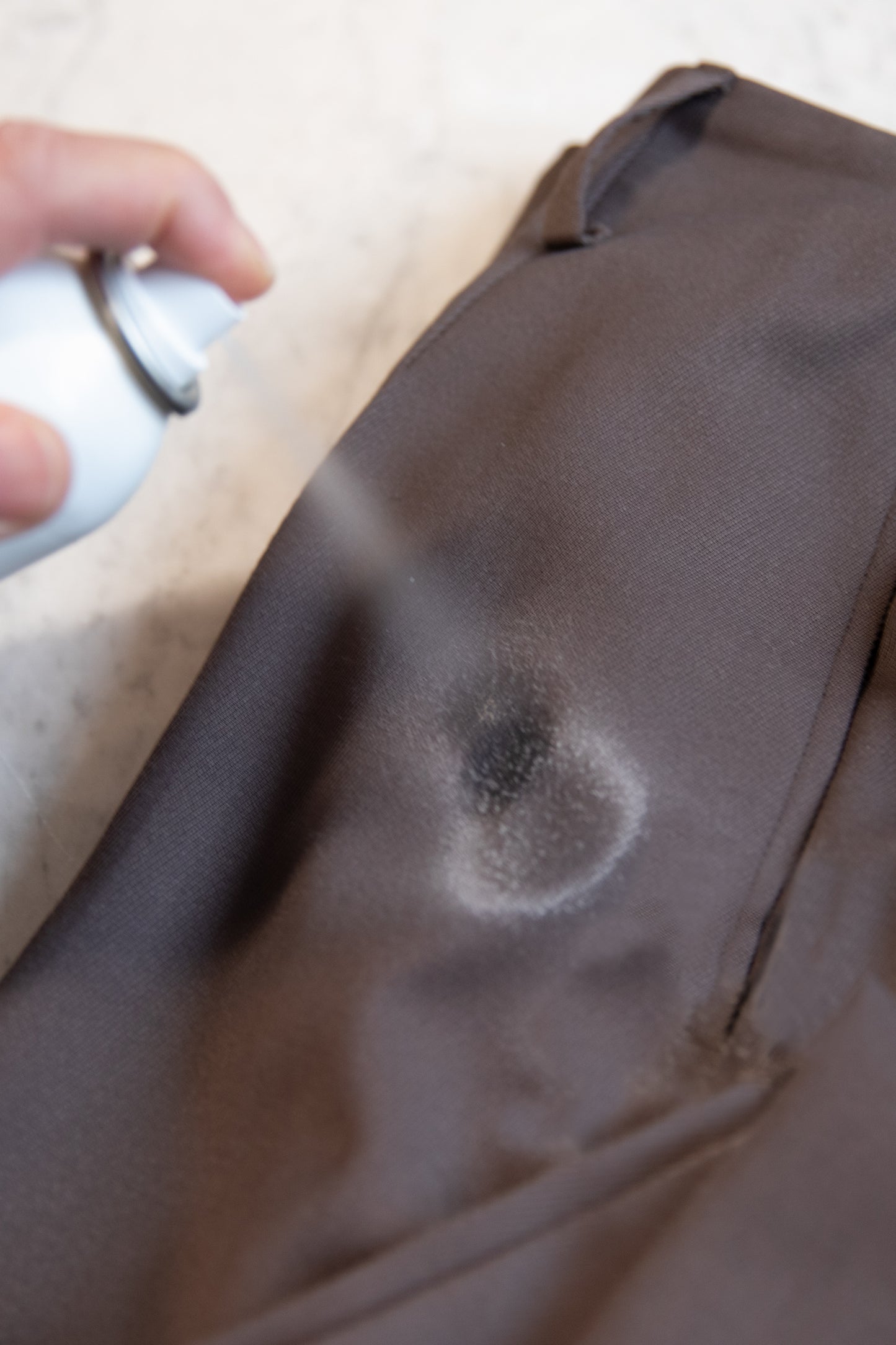 STAIN REMOVAL WITHOUT WASHING